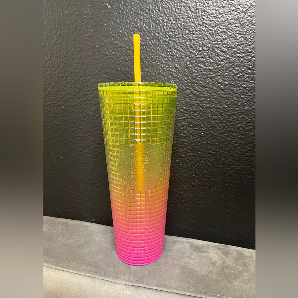 - NWT Starbucks tumbler grid